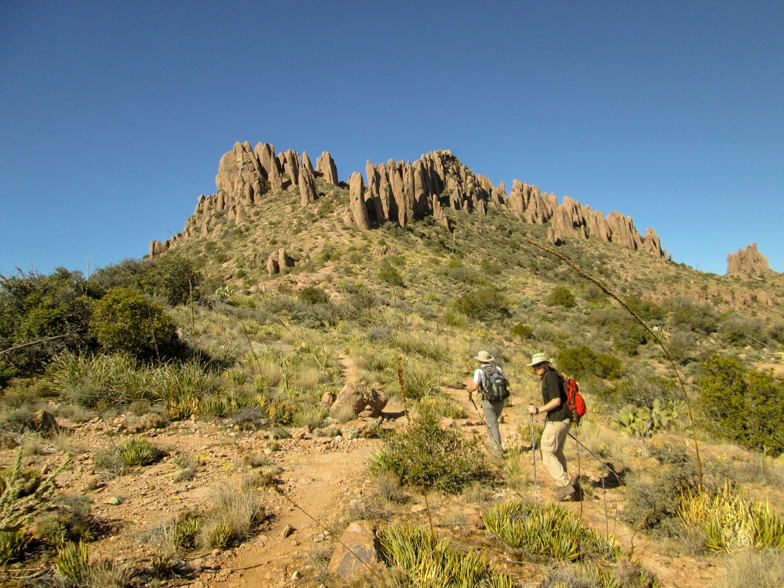Superstition Mountain Benchmark, Arizona